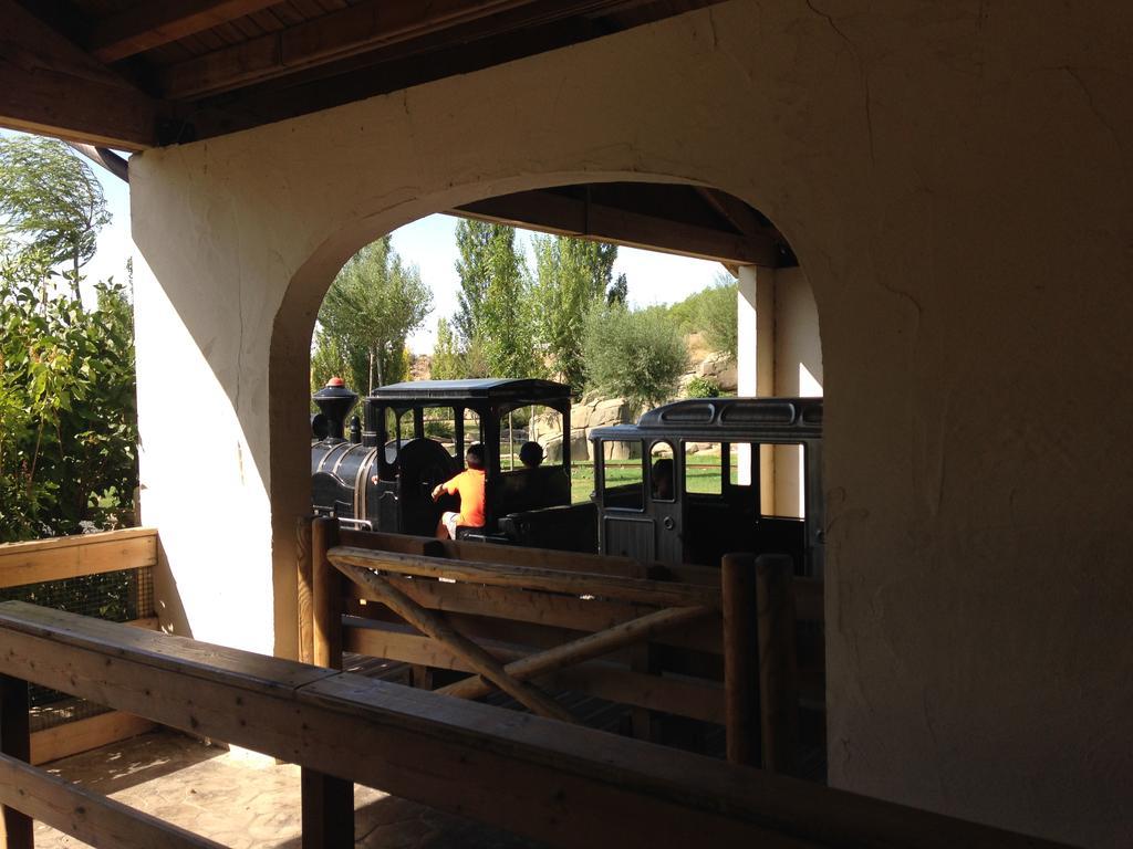 Apartamento Turistico Cigueena De Арґедас Екстер'єр фото
